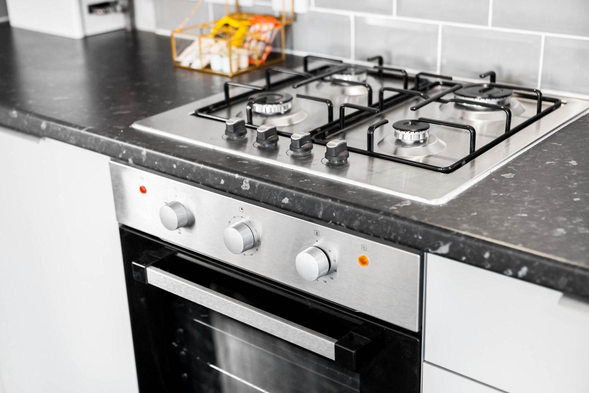 Modern Apartment - Cradley Heath - Top Rated - Netflix - Wifi - 1Mh Smethwick Dış mekan fotoğraf